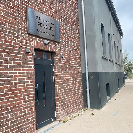 Prima Inn Unterkunft Direkt Ueber Der "Bar Am Minimax" Neuruppin Luaran gambar