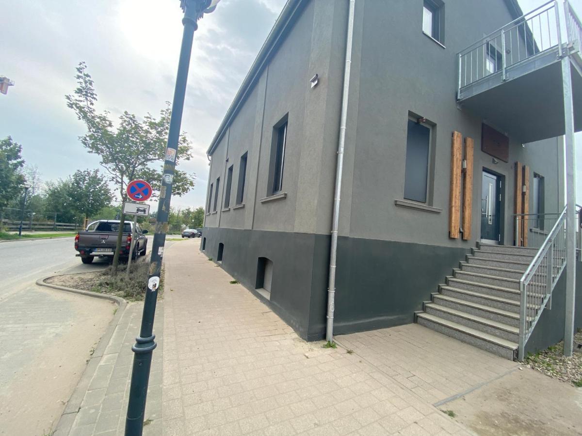Prima Inn Unterkunft Direkt Ueber Der "Bar Am Minimax" Neuruppin Luaran gambar